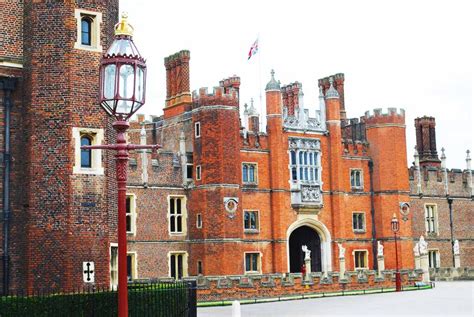 cosa vedere dopo i tudor|Visita A Hampton Court Palace, Londra: Biglietti, Orari E Info Utili.